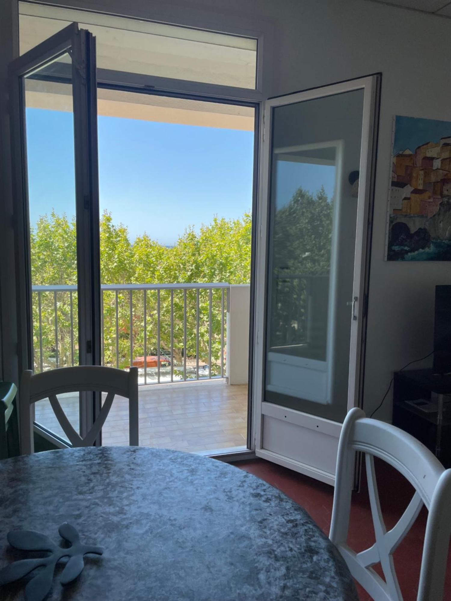 Sea Apartment